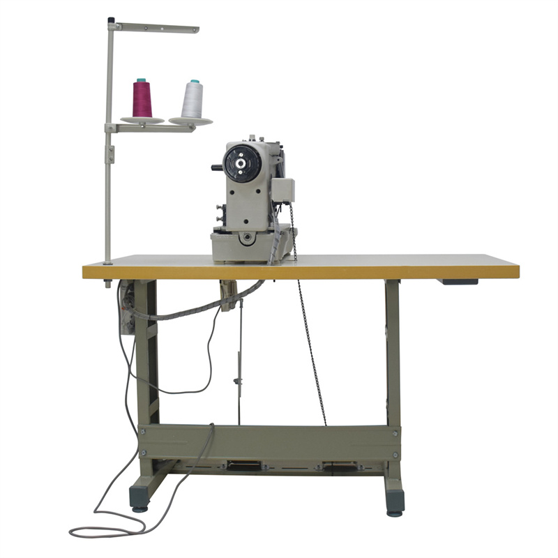 ماكينة خياطة العراوي الصناعية عالية السرعة DS-781D للملابس الرياضية ذات القمصان المستقيمة